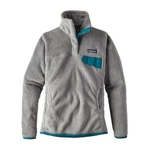 Patagonia Women’s Re-Tool Snap-T Fleece Pullover.
